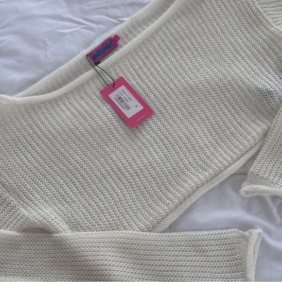 Edikted Sweaters - Edikted off the shoulder sweater